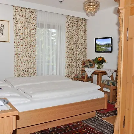 Hotel Helga Seefeld in Tirol