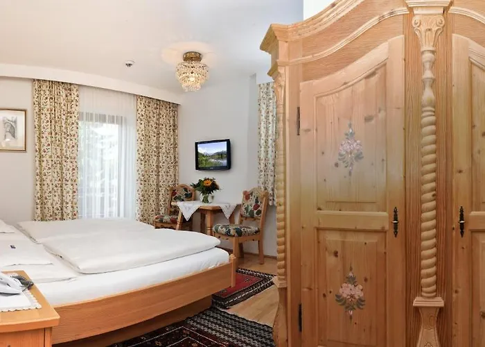 Helga Hotel Seefeld in Tirol