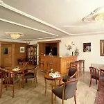 Helga Otel Seefeld in Tirol